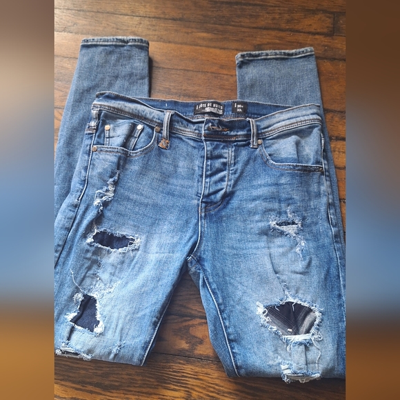 Cote De Nuits Distressed Patched Skinny Jeans size 36x33 - Picture 9 of 12